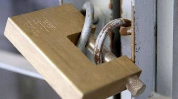 &Kappa;&upsilon;&beta;&epsilon;&rho;&nu;&eta;&tau;&iota;&kappa;ή &pi;&omicron;&lambda;&iota;&tau;&iota;&kappa;ή &laquo;&kappa;ό&lambda;&alpha;&phi;&omicron;&sigmaf;&raquo; &gamma;&iota;&alpha; &tau;&eta; &Lambda;ή&mu;&nu;&omicron; | &Sigma;&tau;&omicron; &sigma;&tau;ό&chi;&alpha;&sigma;&tau;&rho;&omicron; &tau;ώ&rho;&alpha; &tau;&omicron; &Tau;&epsilon;&lambda;&omega;&nu;&epsilon;ί&omicron;