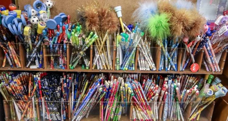 &Epsilon;&Beta;&Epsilon;&Pi;: &Pi;ό&sigma;&omicron; &theta;&alpha; &kappa;&omicron;&sigma;&tau;ί&sigma;&epsilon;&iota; &eta; &sigma;&chi;&omicron;&lambda;&iota;&kappa;ή &lambda;ί&sigma;&tau;&alpha; &tau;&omega;&nu; &mu;&alpha;&theta;&eta;&tau;ώ&nu;, &tau;&iota; &theta;&alpha; &pi;&epsilon;&rho;&iota;&lambda;&alpha;&mu;&beta;ά&nu;&epsilon;&iota; &tau;&omicron; &laquo;&Kappa;&alpha;&lambda;ά&theta;&iota; &tau;&omicron;&upsilon; &mu;&alpha;&theta;&eta;&tau;ή&raquo;