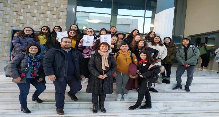 Το Γυμνάσιο Λιβαδοχωρίου για τη συμμετοχή του στους Καλλιτεχνικούς Αγώνες