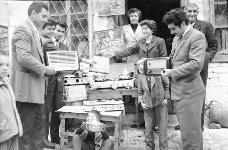 &laquo;&Alpha;&eta; &Sigma;&tau;&rho;ά&tau;&eta;&sigmaf; &Phi;&omega;&tau;&omicron;&gamma;&rho;&alpha;&phi;&iota;&kappa;ά ί&chi;&nu;&eta; 1940 &ndash; 1970&raquo; | Έ&kappa;&theta;&epsilon;&sigma;&eta; &phi;&omega;&tau;&omicron;&gamma;&rho;&alpha;&phi;ί&alpha;&sigmaf; &sigma;&tau;&eta;&nu; &Kappa;&alpha;&beta;ά&lambda;&alpha;
