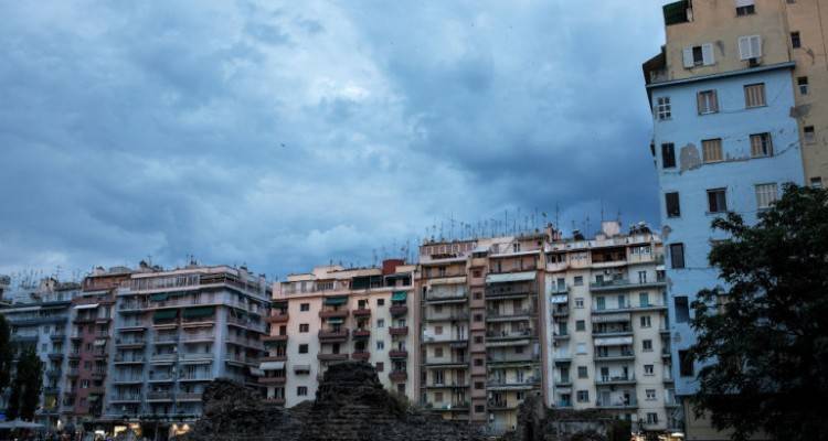 Νέο πλαίσιο ενεργειακής αναβάθμισης κτιρίων | Στόχος η ανακαίνιση 60.000 το χρόνο