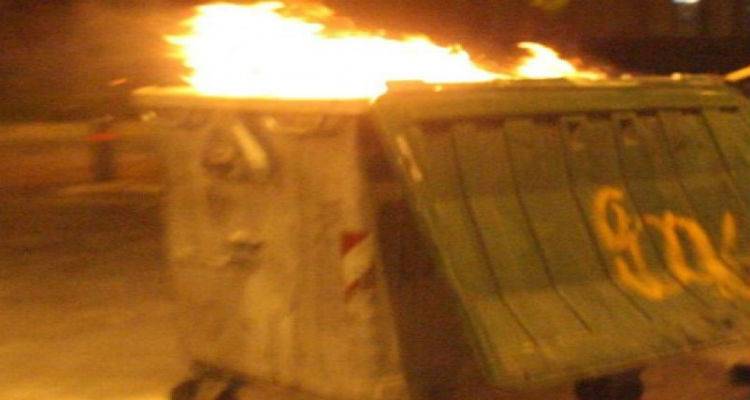 Φωτιά σε κάδο στη Μύρινα