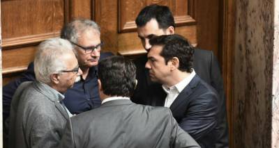 &Mu;&epsilon; 153 &laquo;&nu;&alpha;&iota;&raquo; &alpha;&pi;ό &tau;&eta;&nu; &kappa;&upsilon;&beta;έ&rho;&nu;&eta;&sigma;&eta; &sigma;&tau;&omicron; 4&omicron; &Mu;&nu;&eta;&mu;ό&nu;&iota;&omicron; &eta; &Epsilon;&lambda;&lambda;ά&delta;&alpha;