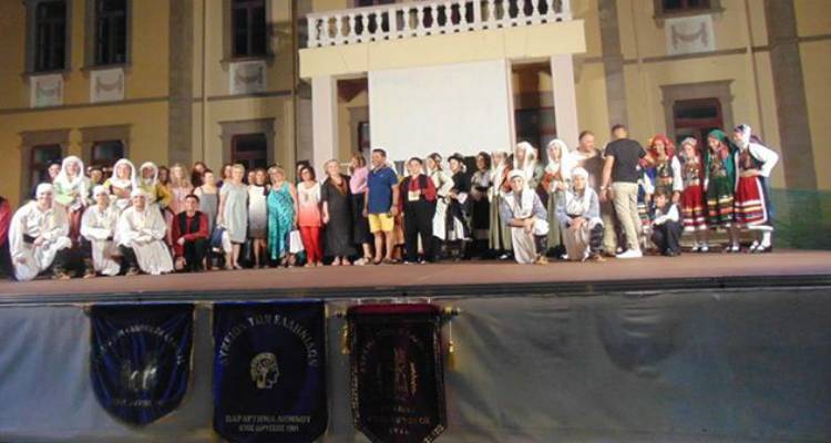 &laquo;&Mu;&epsilon; &tau;&eta;&sigmaf; &nu;&iota;ό&tau;&eta;&sigmaf; &tau;&alpha; &phi;&tau;&epsilon;&rho;ά&raquo; &tau;&alpha;&xi;ί&delta;&epsilon;&psi;&alpha;&nu; &tau;&omicron; &kappa;&omicron;&iota;&nu;ό &tau;&alpha; &epsilon;&phi;&eta;&beta;&iota;&kappa;ά &tau;&mu;ή&mu;&alpha;&tau;&alpha; &tau;&omicron;&upsilon; &Lambda;&tau;&Epsilon; &Lambda;ή&mu;&nu;&omicron;&upsilon; (photos &amp; video)
