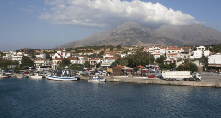 &Tau;&omicron; &upsilon;&pi;&omicron;&upsilon;&rho;&gamma;&epsilon;ί&omicron; &Nu;&alpha;&upsilon;&tau;&iota;&lambda;ί&alpha;&sigmaf; &sigma;&tau;έ&lambda;&nu;&epsilon;&iota; &pi;&lambda;&omicron;ί&omicron; &sigma;&tau;&eta; &Sigma;&alpha;&mu;&omicron;&theta;&rho;ά&kappa;&eta; &gamma;&iota;&alpha; &tau;&eta;&nu; &alpha;&pi;&omicron;&kappa;&alpha;&tau;ά&sigma;&tau;&alpha;&sigma;&eta; &tau;&eta;&sigmaf; &alpha;&kappa;&tau;&omicron;&pi;&lambda;&omicron;ϊ&kappa;ή&sigmaf; &sigma;ύ&nu;&delta;&epsilon;&sigma;&eta;&sigmaf;