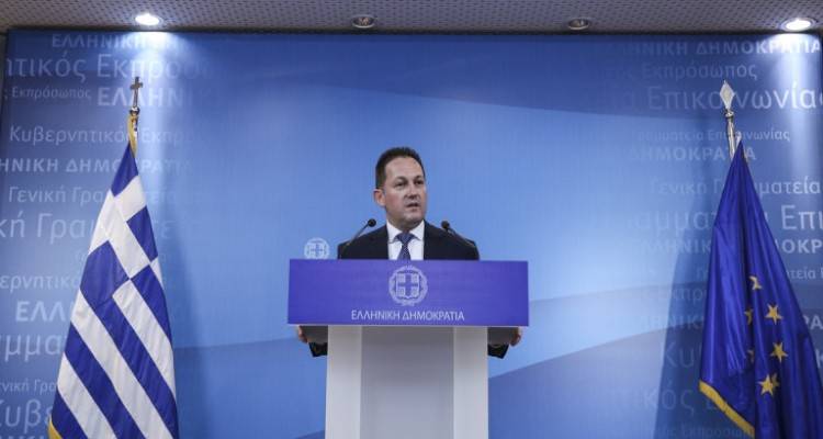 Πέτσας: Το Πάσχα δεν θα επιτρέπονται επισκέψεις στα σπίτια συγγενών και φίλων