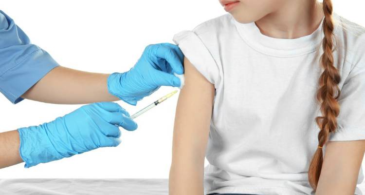 Ελένη Φαρμάκη στον FM 100: Μύθοι και αλήθειες για τους εμβολιασμούς (mp3)