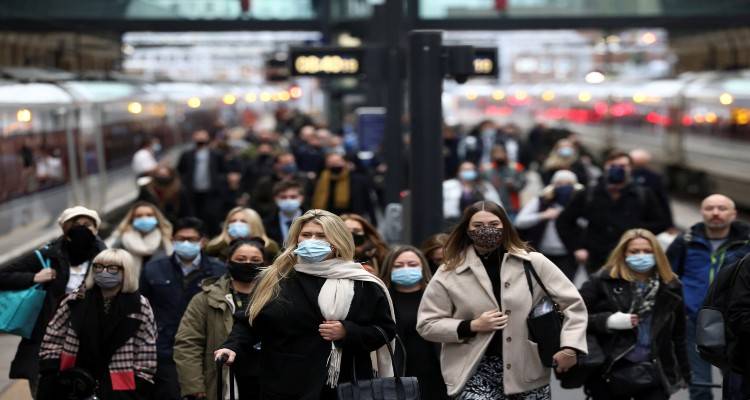 Βρετανία – Covid: Τα νέα περιοριστικά μέτρα είναι ένα βήμα πίσω αλλά σε καμία περίπτωση επιστροφή στο μηδέν, εκτιμούν οι αναλυτές