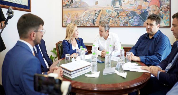 Στήριξη για τη Λήμνο: Μητσοτάκης στη Μύρινα με Νέα Μέτρα για το Νησί