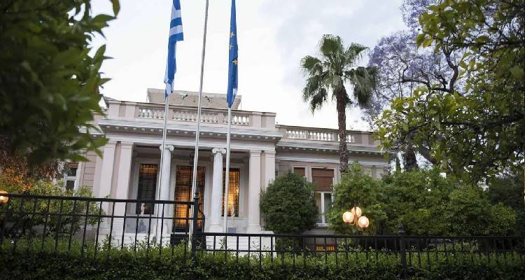 &Epsilon;&pi;&iota;&sigma;&tau;&rho;έ&phi;&epsilon;&iota; &eta; &epsilon;&pi;&iota;&delta;ό&tau;&eta;&sigma;&eta; &sigma;&tau;&eta;&nu; &alpha;&nu;&tau;&lambda;ί&alpha; &tau;&omicron; &pi;&epsilon;&tau;&rho;έ&lambda;&alpha;&iota;&omicron; &nu;&tau;ί&zeta;&epsilon;&lambda; | &Eta; &epsilon;&nu;έ&rho;&gamma;&epsilon;&iota;&alpha; &sigma;&tau;&omicron; &epsilon;&pi;ί&kappa;&epsilon;&nu;&tau;&rho;&omicron;, &tau;&alpha; &epsilon;&pi;ό&mu;&epsilon;&nu;&alpha; &beta;ή&mu;&alpha;&tau;&alpha;