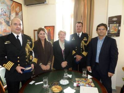 &Sigma;&tau;&omicron; &Delta;ή&mu;&alpha;&rho;&chi;&omicron; &Lambda;ή&mu;&nu;&omicron;&upsilon; &alpha;&nu;&tau;&iota;&pi;&rho;&omicron;&sigma;&omega;&pi;&epsilon;ί&alpha; &tau;&eta;&sigmaf; &Pi;&rho;&epsilon;&sigma;&beta;&epsilon;ί&alpha;&sigmaf; &tau;&eta;&sigmaf; &Alpha;&upsilon;&sigma;&tau;&rho;&alpha;&lambda;ί&alpha;&sigmaf;