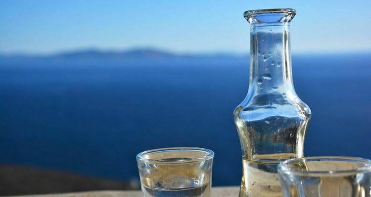 &Theta;&epsilon;&sigma;&sigma;&alpha;&lambda;ί&alpha;: &Phi;&omega;&tau;&iota;ά &pi;&alpha;ί&rho;&nu;&epsilon;&iota; &eta; &tau;&iota;&mu;ή &tau;&omicron;&upsilon; &tau;&sigma;ί&pi;&omicron;&upsilon;&rho;&omicron;&upsilon;