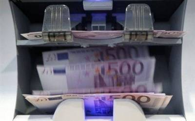 Οριστική παύση για δικαστική υπάλληλο με καταθέσεις 7,9 εκατ. ευρώ