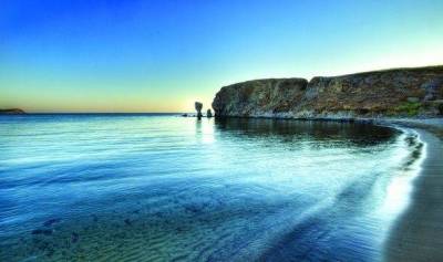 Εξαιρετικά τα νερά στο 93,3% των ελληνικών παραλιών, σύμφωνα με ευρωπαϊκή έκθεση