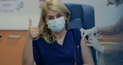 &Iota;&sigma;&tau;&omicron;&rho;&iota;&kappa;έ&sigmaf; &sigma;&tau;&iota;&gamma;&mu;έ&sigmaf;: &Epsilon;&mu;&beta;&omicron;&lambda;&iota;ά&sigma;&tau;&eta;&kappa;&epsilon; &eta; &pi;&rho;ώ&tau;&eta; &pi;&omicron;&lambda;ί&tau;&eta;&sigmaf; &tau;&eta;&sigmaf; &Epsilon;&lambda;&lambda;ά&delta;&alpha;&sigmaf; &sigma;&tau;&omicron;&nu; &Epsilon;&upsilon;&alpha;&gamma;&gamma;&epsilon;&lambda;&iota;&sigma;&mu;ό (video)