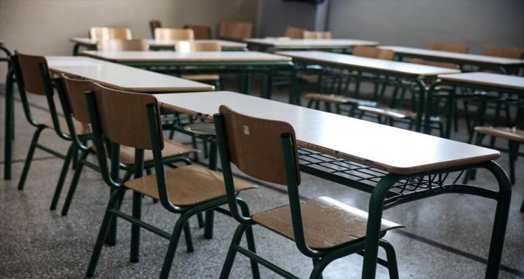&Kappa;&omicron;&iota;&nu;&omicron;&beta;&omicron;&upsilon;&lambda;&epsilon;&upsilon;&tau;&iota;&kappa;ή &alpha;&nu;&alpha;&phi;&omicron;&rho;ά &tau;&omicron;&upsilon; &Kappa;&Kappa;&Epsilon; &sigma;&tau;&eta; &Beta;&omicron;&upsilon;&lambda;ή &gamma;&iota;&alpha; &tau;&iota;&sigmaf; &upsilon;&pi;&eta;&rho;&epsilon;&sigma;&iota;&alpha;&kappa;έ&sigmaf; &mu;&epsilon;&tau;&alpha;&beta;&omicron;&lambda;έ&sigmaf; &tau;&omega;&nu; &epsilon;&kappa;&pi;&alpha;&iota;&delta;&epsilon;&upsilon;&tau;&iota;&kappa;ώ&nu; &sigma;&tau;&eta; &Lambda;ή&mu;&nu;&omicron;