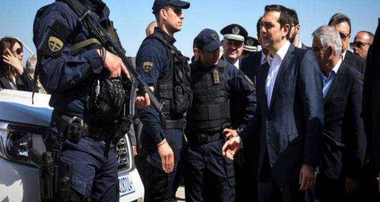 &laquo;&Alpha;&sigma;&tau;&alpha;&kappa;ό&sigmaf;&raquo; &eta; &Mu;&upsilon;&tau;&iota;&lambda;ή&nu;&eta; &lambda;ό&gamma;&omega; &Tau;&sigma;ί&pi;&rho;&alpha; | &Theta;&alpha; &phi;&tau;ά&sigma;&omicron;&upsilon;&nu; 17 &delta;&iota;&mu;&omicron;&iota;&rho;ί&epsilon;&sigmaf; &tau;&omega;&nu; &Mu;&Alpha;&Tau; &alpha;&pi;ό &tau;&eta;&nu; &Alpha;&theta;ή&nu;&alpha;