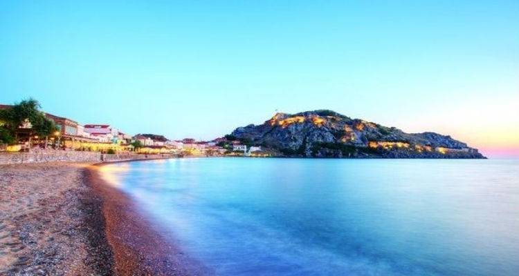 Οι ομορφιές της Λήμνου στη Daily Mirror | Στο νησί του Ηφαίστου Johny Goldsmith για μία εβδομαδα