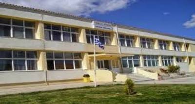 &Gamma;&upsilon;&mu;&nu;ά&sigma;&iota;&omicron; &Mu;&omicron;ύ&delta;&rho;&omicron;&upsilon;: &Tau;&omicron; 2&omicron; &beta;&rho;&alpha;&beta;&epsilon;ί&omicron; &sigma;&epsilon; &pi;&omicron;ί&eta;&mu;&alpha; &mu;&alpha;&theta;ή&tau;&rho;&iota;&alpha;&sigmaf; &gamma;&iota;&alpha; &tau;&eta;&nu; &alpha;&iota;&mu;&omicron;&delta;&omicron;&sigma;ί&alpha;