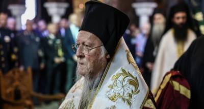 &Eta; &Rho;&omega;&sigma;ί&alpha; &epsilon;&pi;&iota;&tau;ί&theta;&epsilon;&tau;&alpha;&iota; &sigma;&tau;&omicron;&nu; &Beta;&alpha;&rho;&theta;&omicron;&lambda;&omicron;&mu;&alpha;ί&omicron;: &laquo;&Delta;&iota;&alpha;&lambda;ύ&epsilon;&iota; &tau;&omicron; &sigma;ώ&mu;&alpha; &tau;&eta;&sigmaf; &Epsilon;&kappa;&kappa;&lambda;&eta;&sigma;ί&alpha;&sigmaf;, έ&chi;&epsilon;&iota; &sigma;&upsilon;&mu;&mu;ά&chi;&omicron;&upsilon;&sigmaf; &epsilon;&theta;&nu;&iota;&kappa;&iota;&sigma;&tau;έ&sigmaf; &kappa;&alpha;&iota; &nu;&epsilon;&omicron;&nu;&alpha;&zeta;ί&raquo;