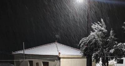 &Sigma;&upsilon;&mu;&beta;&alpha;ί&nu;&epsilon;&iota; &tau;ώ&rho;&alpha;: &Pi;&upsilon;&kappa;&nu;ή &chi;&iota;&omicron;&nu;ό&pi;&tau;&omega;&sigma;&eta; &sigma;&epsilon; &pi;&epsilon;&rho;&iota;&omicron;&chi;έ&sigmaf; &tau;&eta;&sigmaf; &Lambda;ή&mu;&nu;&omicron;&upsilon; (photos &amp; video)