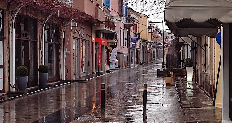 &Phi;&omega;&tau;ό: &Beta;&iota;&kappa;&tau;ώ&rho;&iota;&alpha; &Epsilon;&pi;&iota;&tau;&rho;&omicron;&pi;ά&kappa;&eta;