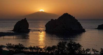 &Beta;ό&rho;&epsilon;&iota;&omicron; &kappa;&alpha;&iota; &Nu;ό&tau;&iota;&omicron; &Alpha;&iota;&gamma;&alpha;ί&omicron;&upsilon; &epsilon;&nu;ώ&nu;&omicron;&upsilon;&nu; &tau;&iota;&sigmaf; &delta;&upsilon;&nu;ά&mu;&epsilon;&iota;&sigmaf; &tau;&omicron;&upsilon;&sigmaf; | &Kappa;&omicron;&iota;&nu;ή &delta;ή&lambda;&omega;&sigma;&eta; &epsilon;&kappa;&pi;&rho;&omicron;&sigma;ώ&pi;&omega;&nu; &phi;&omicron;&rho;έ&omega;&nu; &gamma;&iota;&alpha; &tau;&eta;&nu; &pi;&rho;&omicron;&sigma;&tau;&alpha;&sigma;ί&alpha; &tau;&omicron;&upsilon; &epsilon;&lambda;&lambda;&eta;&nu;&iota;&kappa;&omicron;ύ &tau;&omicron;&upsilon;&rho;&iota;&sigma;&mu;&omicron;ύ