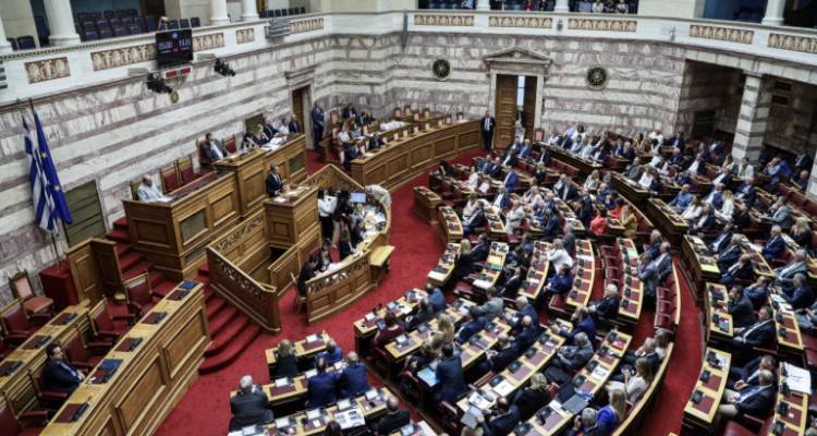 Αναθεώρηση του Συντάγματος: Ξεκινά σήμερα η συζήτηση | Η πρόταση για τον ΠτΔ, πώς θα εκλέγεται