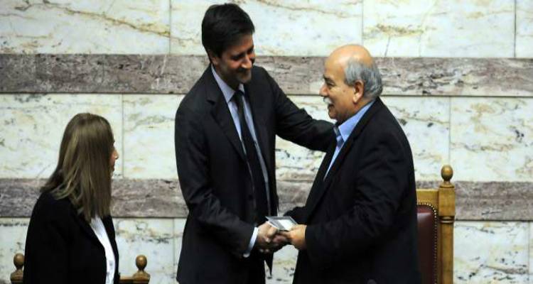 &Kappa;&alpha;&tau;&alpha;&tau;έ&theta;&eta;&kappa;&epsilon; &omicron; &pi;&rho;&omicron;ϋ&pi;&omicron;&lambda;&omicron;&gamma;&iota;&sigma;&mu;ό&sigmaf;: &Nu;έ&omicron;&iota; &phi;ό&rho;&omicron;&iota; 2,5 &delta;&iota;&sigma;. | &Kappa;&alpha;&tau;&alpha;&iota;&gamma;ί&delta;&alpha; &pi;&epsilon;&rho;&iota;&kappa;&omicron;&pi;ώ&nu;