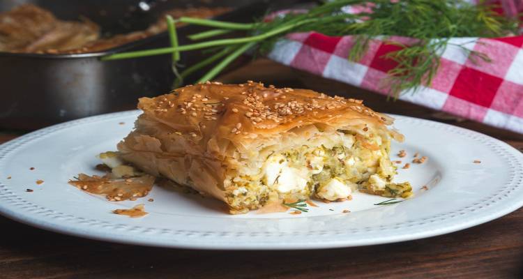 &Kappa;&omicron;&lambda;&omicron;&kappa;&upsilon;&theta;ό&pi;&iota;&tau;&alpha; &Alpha;&lambda;&mu;&upsilon;&rho;ή &mu;&epsilon; &Kappa;&alpha;&lambda;&alpha;&theta;ά&kappa;&iota; &Lambda;ή&mu;&nu;&omicron;&upsilon; (video)