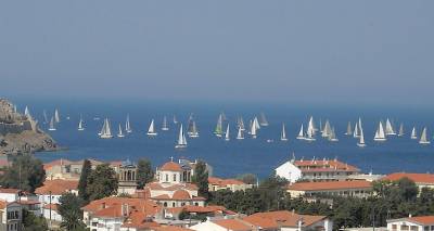 &Eta; &Lambda;ή&mu;&nu;&omicron;&sigmaf; &upsilon;&pi;&omicron;&delta;έ&chi;&epsilon;&tau;&alpha;&iota; &tau;&eta;&nu; Aegean Regatta 2025