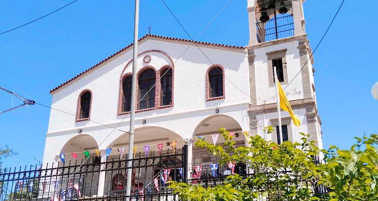 &Sigma;&tau;&omicron;&nu; Ά&eta; &Gamma;&iota;ώ&rho;&gamma;&eta; &Pi;&lambda;&alpha;&tau;έ&omega;&sigmaf; &omicron; &epsilon;&omicron;&rho;&tau;&alpha;&sigma;&mu;ό&sigmaf; &epsilon;&iota;&sigmaf; &mu;&nu;ή&mu;&eta;&nu; &tau;&omicron;&upsilon; &epsilon;&nu; &Kappa;&epsilon;&rho;&kappa;ύ&rho;&alpha; &Theta;&alpha;ύ&mu;&alpha;&tau;&omicron;&sigmaf; &tau;&omicron;&upsilon; &Alpha;&gamma;ί&omicron;&upsilon; &Sigma;&pi;&upsilon;&rho;ί&delta;&omega;&nu;&omicron;&sigmaf;