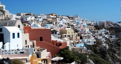 &Tau;&omicron;&upsilon;&rho;&iota;&sigma;&mu;ό&sigmaf;: &Omicron; &chi;&alpha;&mu;έ&nu;&omicron;&sigmaf; &Mu;ά&iota;&omicron;&sigmaf;, &eta; &mu;ά&chi;&eta; &tau;&omicron;&upsilon; &Iota;&omicron;&upsilon;&nu;ί&omicron;&upsilon; &kappa;&alpha;&iota; &omicron;&iota; &pi;&rho;&omicron;&sigma;&delta;&omicron;&kappa;ί&epsilon;&sigmaf; &gamma;&iota;&alpha; &Iota;&omicron;ύ&lambda;&iota;&omicron;, &Alpha;ύ&gamma;&omicron;&upsilon;&sigma;&tau;&omicron; &kappa;&alpha;&iota; &phi;&theta;&iota;&nu;ό&pi;&omega;&rho;&omicron;