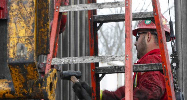 ΟΠΕΚ: Τηλεδιάσκεψη μετά τη δραματική «βουτιά» του πετρελαίου | Μειώνεται η παραγωγή «μαύρου χρυσού»