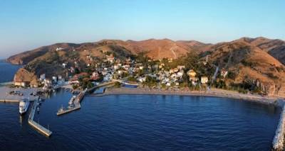 &Pi;&omicron;&lambda;&iota;&tau;&iota;&sigma;&tau;&iota;&kappa;ό &kappa;&alpha;&lambda;&omicron;&kappa;&alpha;ί&rho;&iota; &sigma;&tau;&omicron;&nu; Ά&gamma;&iota;&omicron; &Epsilon;&upsilon;&sigma;&tau;&rho;ά&tau;&iota;&omicron; | &Omicron;&iota; &epsilon;&kappa;&delta;&eta;&lambda;ώ&sigma;&epsilon;&iota;&sigmaf; &tau;&omicron;&upsilon; &Iota;&omicron;&upsilon;&lambda;ί&omicron;&upsilon;