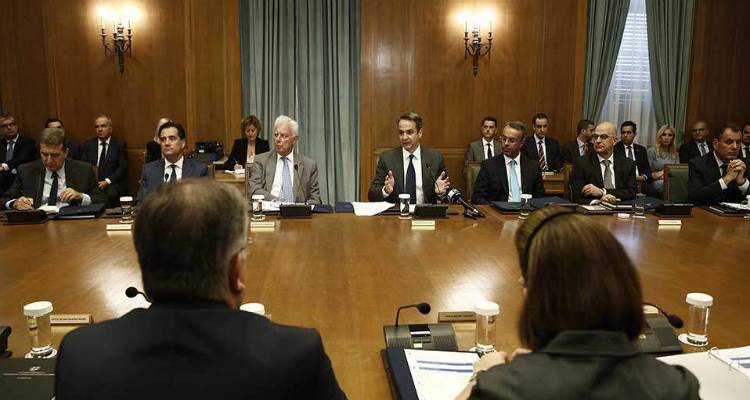 &Kappa;&upsilon;&rho;. &Mu;&eta;&tau;&sigma;&omicron;&tau;ά&kappa;&eta;&sigmaf; &sigma;&tau;&omicron; &upsilon;&pi;&omicron;&upsilon;&rho;&gamma;&iota;&kappa;ό: A&pi;ό&lambda;&upsilon;&tau;&eta; &epsilon;&mu;&pi;&iota;&sigma;&tau;&omicron;&sigma;ύ&nu;&eta; &sigma;&tau;&iota;&sigmaf; &delta;&upsilon;&nu;&alpha;&tau;ό&tau;&eta;&tau;έ&sigmaf; &mu;&alpha;&sigmaf; &nu;&alpha; &alpha;&lambda;&lambda;ά&xi;&omicron;&upsilon;&mu;&epsilon; &tau;&eta;&nu; &Epsilon;&lambda;&lambda;ά&delta;&alpha; (photos &amp; video)