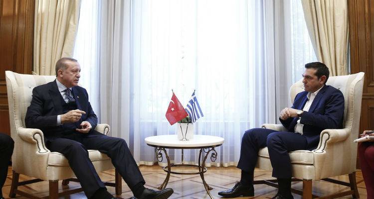H &kappa;&upsilon;&beta;έ&rho;&nu;&eta;&sigma;&eta; &laquo;&xi;&epsilon;&gamma;&rho;ά&phi;&epsilon;&iota;&raquo; &tau;&omicron;&upsilon;&sigmaf; &delta;ύ&omicron; &mu;έ&chi;&rho;&iota; &tau;&iota;&sigmaf; &tau;&omicron;&upsilon;&rho;&kappa;&iota;&kappa;έ&sigmaf; &epsilon;&kappa;&lambda;&omicron;&gamma;έ&sigmaf;