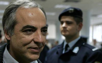 «Είναι κάτι χειρότερο από ανήθικο αυτό το βιβλίο· είναι κακογραμμένο»