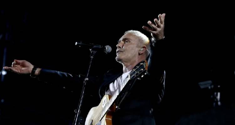 &Sigma;&tau;έ&lambda;&iota;&omicron;&sigmaf; &Rho;ό&kappa;&kappa;&omicron;&sigmaf;: &Tau;&omicron; &pi;&rho;ώ&tau;&omicron; &mu;ή&nu;&upsilon;&mu;&alpha; &gamma;&iota;&alpha; &tau;&eta;&nu; &pi;&epsilon;&rho;&iota;&pi;έ&tau;&epsilon;&iota;&alpha; &tau;&eta;&sigmaf; &upsilon;&gamma;&epsilon;ί&alpha;&sigmaf; &tau;&omicron;&upsilon; | &laquo;&Epsilon;ί&mu;&alpha;&iota; &kappa;&alpha;&lambda;ά!&raquo;