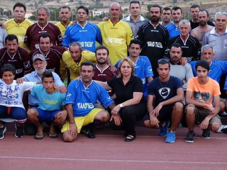 &Omicron;&iota; &pi;&alpha;&lambda;&iota;&omicron;ί &sigma;&upsilon;&mu;&pi;&alpha;ί&kappa;&tau;&epsilon;&sigmaf; &kappa;&alpha;&iota; &alpha;&nu;&tau;ί&pi;&alpha;&lambda;&omicron;&iota; &tau;ί&mu;&eta;&sigma;&alpha;&nu; &tau;&eta;&nu; &mu;&nu;ή&mu;&eta; &tau;&omicron;&upsilon; &Lambda;ά&kappa;&eta; &Pi;&omicron;&rho;&iota;ά&zeta;&eta; (photos)