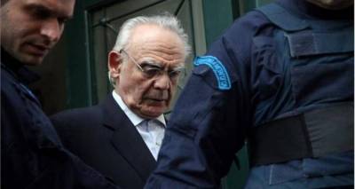 Ά&kappa;&eta;&sigmaf; &Tau;&sigma;&omicron;&chi;&alpha;&tau;&zeta;ό&pi;&omicron;&upsilon;&lambda;&omicron;&sigmaf;: &Epsilon;ί&mu;&alpha;&iota; &theta;ύ&mu;&alpha; &pi;&rho;&omicron;&epsilon;&kappa;&lambda;&omicron;&gamma;&iota;&kappa;ώ&nu; &sigma;&kappa;&omicron;&pi;&iota;&mu;&omicron;&tau;ή&tau;&omega;&nu;. '&Omicron;&sigma;&alpha; &alpha;&kappa;&omicron;ύ&sigma;&tau;&eta;&kappa;&alpha;&nu; &epsilon;ί&nu;&alpha;&iota; "&lambda;ό&gamma;&iota;&alpha; &tau;&omicron;&upsilon; &alpha;έ&rho;&alpha;"