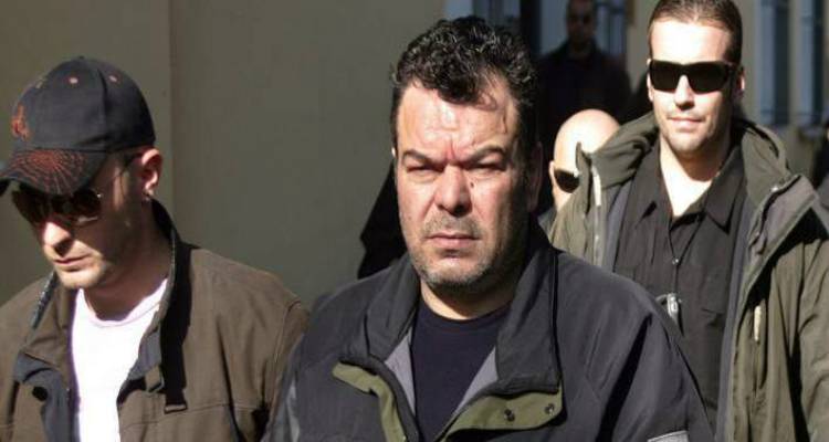 &Delta;&omicron;&lambda;&omicron;&phi;ό&nu;&eta;&sigma;&alpha;&nu; &tau;&omicron;&nu; &pi;&rho;ώ&eta;&nu; &beta;&alpha;&rho;&upsilon;&pi;&omicron;&iota;&nu;ί&tau;&eta; &Beta;&alpha;&sigma;ί&lambda;&eta; &Sigma;&tau;&epsilon;&phi;&alpha;&nu;ά&kappa;&omicron; &sigma;&tau;&omicron; &Chi;&alpha;ϊ&delta;ά&rho;&iota; | T&omicron;&nu; &laquo;&gamma;ά&zeta;&omega;&sigma;&alpha;&nu;&raquo; &mu;&epsilon; 22 &sigma;&phi;&alpha;ί&rho;&epsilon;&sigmaf;