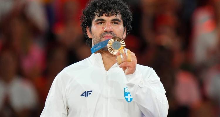 &Omicron;&lambda;&upsilon;&mu;&pi;&iota;&alpha;&kappa;&omicron;ί &Alpha;&gamma;ώ&nu;&epsilon;&sigmaf; 2024: &Tau;&omicron; Twitter &pi;&alpha;&nu;&eta;&gamma;&upsilon;&rho;ί&zeta;&epsilon;&iota; &tau;&omicron; &pi;&rho;ώ&tau;&omicron; &mu;&epsilon;&tau;ά&lambda;&lambda;&iota;&omicron; &tau;&eta;&sigmaf; &Epsilon;&lambda;&lambda;ά&delta;&alpha;&sigmaf; -&laquo;&Omicron; &Theta;&omicron;&delta;&omega;&rho;ή&sigmaf; &Tau;&sigma;&epsilon;&lambda;ί&delta;&eta;&sigmaf; &delta;ί&delta;&alpha;&xi;&epsilon; ή&theta;&omicron;&sigmaf;&raquo;