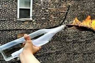 Μολότοφ στο Αριστοτέλειο