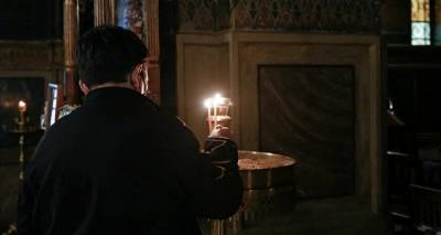 &Kappa;&omicron;&rho;&omega;&nu;&omicron;ϊό&sigmaf; - &Epsilon;&kappa;&kappa;&lambda;&eta;&sigma;ί&alpha;: &Sigma;έ&beta;&epsilon;&tau;&alpha;&iota; &tau;&alpha; &mu;έ&tau;&rho;&alpha;, &alpha;&lambda;&lambda;ά &delta;&epsilon;&nu; έ&chi;&epsilon;&iota; &tau;&eta; &delta;&upsilon;&nu;&alpha;&tau;ό&tau;&eta;&tau;&alpha; &nu;&alpha; &epsilon;&lambda;έ&gamma;&xi;&epsilon;&iota; &tau;&omicron;&upsilon;&sigmaf; &pi;&iota;&sigma;&tau;&omicron;ύ&sigmaf;