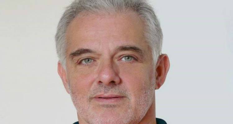 &Alpha;&nu;&tau;ί &alpha;&pi;&omicron;&lambda;&omicron;&gamma;&iota;&sigma;&mu;&omicron;ύ: &Tau;&alpha; &alpha;&pi;ό&nu;&epsilon;&rho;&alpha; ή &kappa;&alpha;&lambda;ύ&tau;&epsilon;&rho;&alpha; &tau;&omicron; &tau;&sigma;&omicron;&upsilon;&nu;ά&mu;&iota; &tau;&eta;&sigmaf; &kappa;&upsilon;&beta;&epsilon;&rho;&nu;&eta;&sigma;&iota;&mu;ό&tau;&eta;&tau;&alpha;&sigmaf;