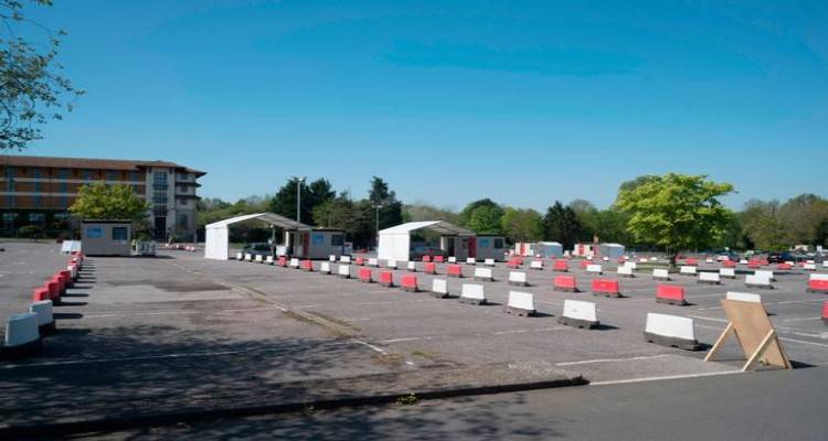 Κορονοϊός – Βρετανία : Κλειστά παραμένουν τα περισσότερα διαγνωστικά κέντρα