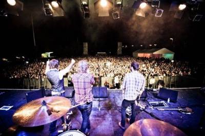 Όρσε, θέλετε και συναυλίες