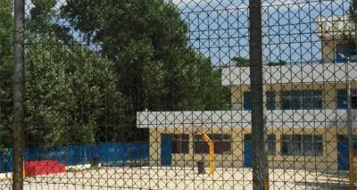 Σοκ: Από αδέσποτη σφαίρα σκοτώθηκε ο 10χρονος μαθητής στο σχολείο στο Μενίδι