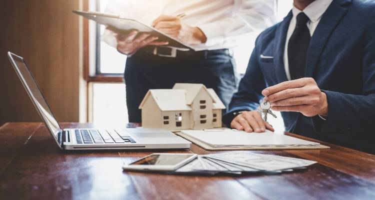 CRM &gamma;&iota;&alpha; &mu;&epsilon;&sigma;&iota;&tau;&iota;&kappa;ά &gamma;&rho;&alpha;&phi;&epsilon;ί&alpha; - &Eta; &epsilon;&xi;έ&lambda;&iota;&xi;&eta; &sigma;&tau;&alpha; &pi;&rho;&omicron;&gamma;&rho;ά&mu;&mu;&alpha;&tau;&alpha; &delta;&iota;&alpha;&chi;&epsilon;ί&rho;&iota;&sigma;&eta;&sigmaf; &alpha;&kappa;&iota;&nu;ή&tau;&omega;&nu;
